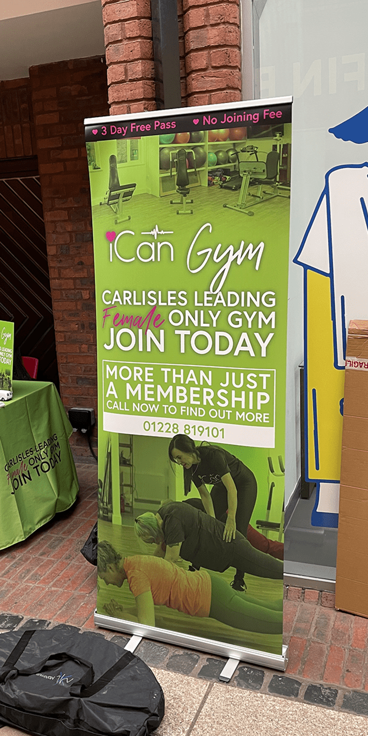 iCan Promotional Pop Up Bannner